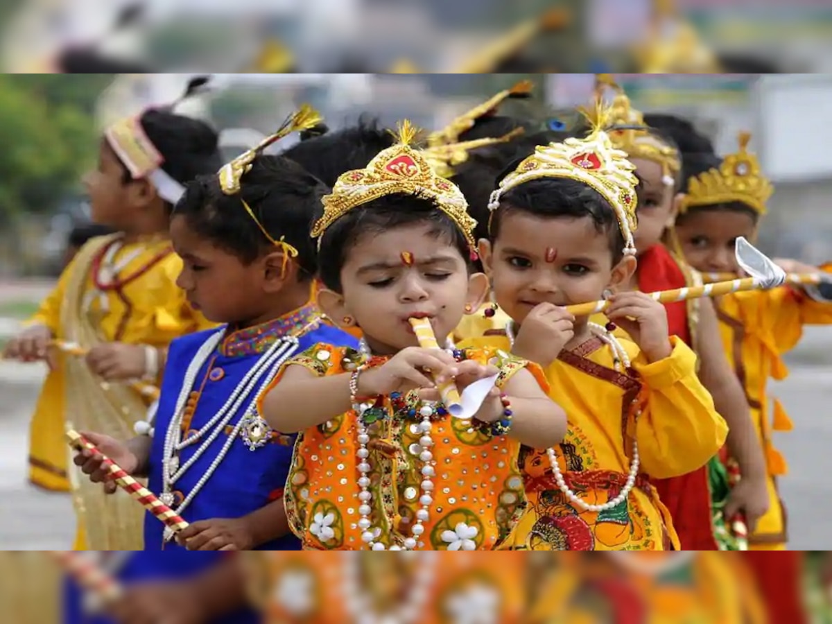 Krishna Janmashtami Dress Look: जन्माष्टमी पर अपने बच्चों को ऐसे बनाएं लड्डू गोपाल और राधा, अपनाएं स्टाइलिंग टिप्स  