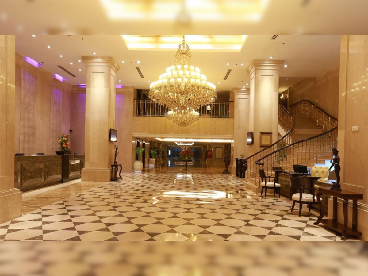 The Ashok Hotel News: बिकने जा रहा देश का पहला सरकारी 5 स्‍टार होटल! नेहरू ने खुद कराया था न‍िर्माण
