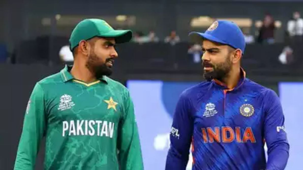 पाकिस्तान के पूर्व दिग्गज गेंदबाज ने एशिया कप 2022 को लेकर दिया बड़ा बयान, भारत के खिलाफ बाबर को दे डाली नहीसत पाकिस्तान के पूर्व दिग्गज गेंदबाज ने एशिया कप 2022 को लेकर दिया बड़ा बयान, भारत के खिलाफ बाबर को दे डाली नहीसत