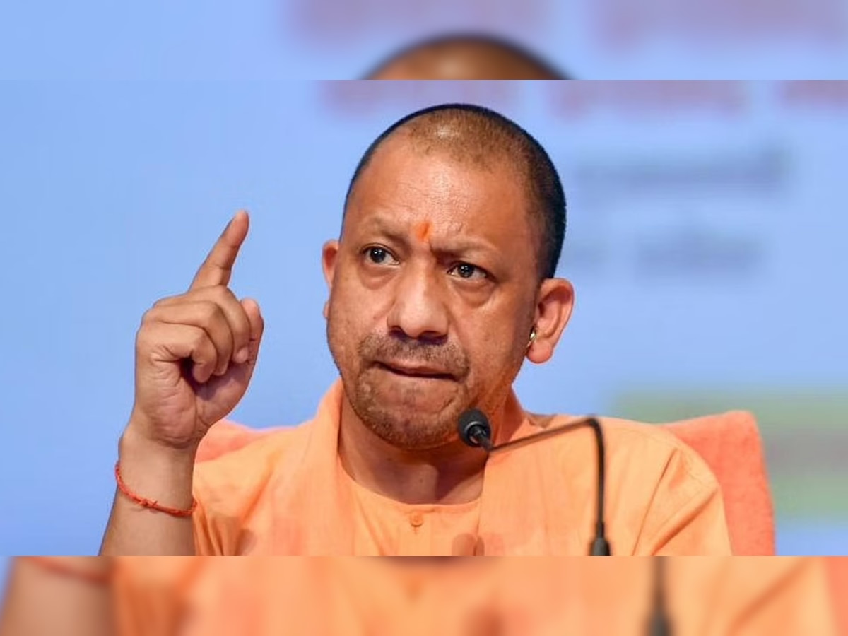 Yogi Adityanath: सीएम योगी के निशाने पर आया ये खूंखार माफिया डॉन, जड़ से उखाड़ फेंकने के लिए बना प्लान