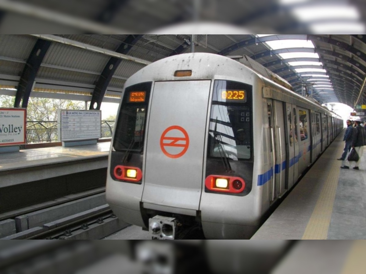 DMRC Recruitment 2022: दिल्ली मेट्रो में निकली हैं नौकरी, सैलरी 1.80 लाख रुपये महीना तक, आयु सीमा 59 साल