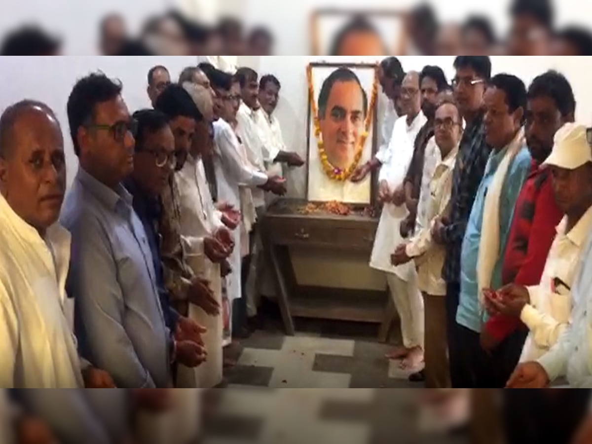 चूरू: राजीव गांधी की 78वीं जंयती पर श्रद्धांजलि सभा का आयोजन, योगदानों को किया याद