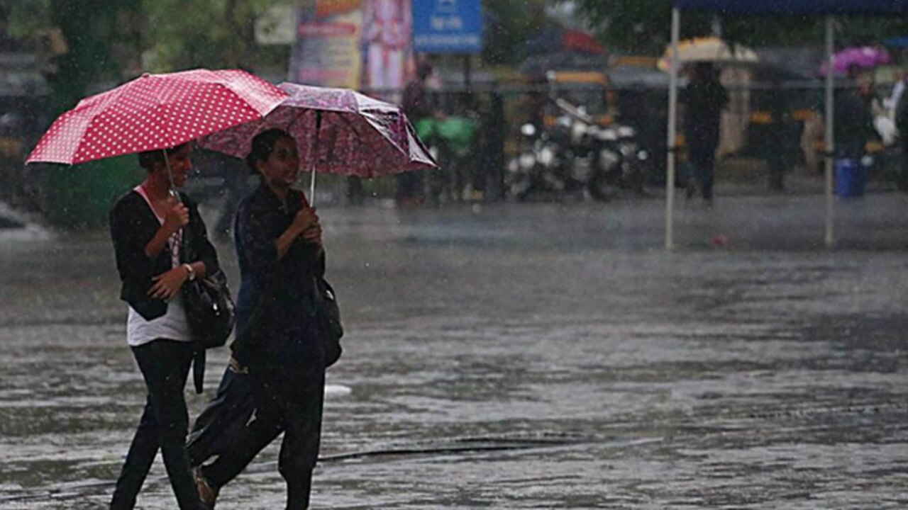 Weather Alert: इस राज्य के 4 जिलों में भारी बारिश का अनुमान, IMD ने जारी किया रेड अलर्ट