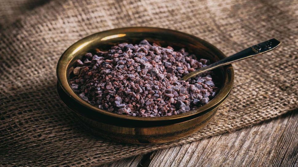 Surprising Benefits Of Black Salt: काले नमक के ऐसे फायदे शायद ही जानते हों आप, मसल्स पेन से हेयर केयर में कारगर
