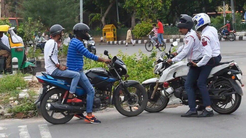 challan on modified horn and silencers Delhi Police campaign on noise