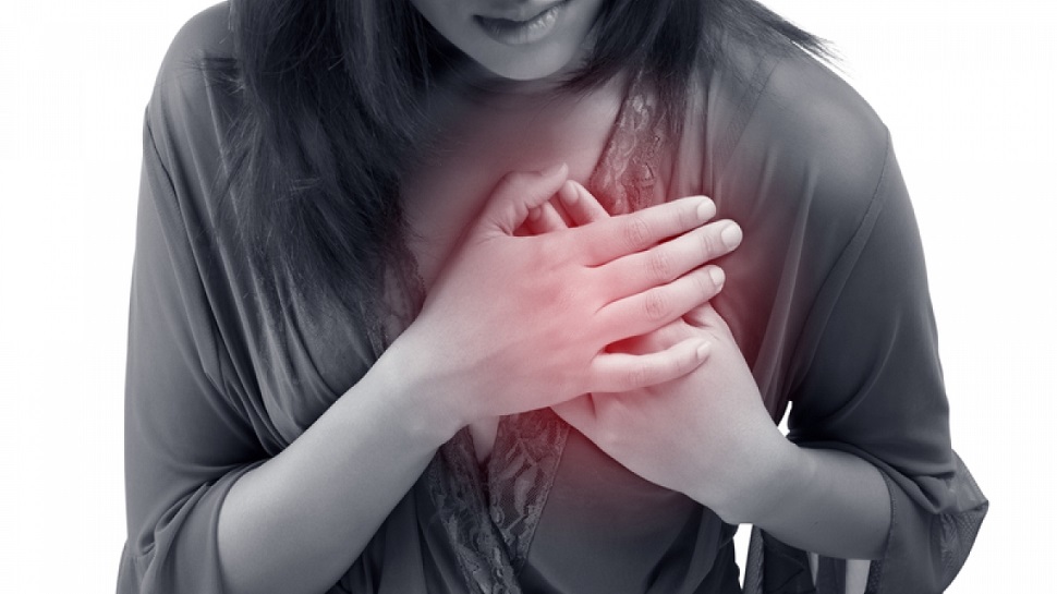 Heart Attack in women: इस उम्र की महिलाओं को ज्यादा आते हैं हार्ट अटैक, जानें कितनी बार पड़ सकता है दिल का दौरा? Heart Attack in women: इस उम्र की महिलाओं को ज्यादा आते हैं हार्ट अटैक, जानें कितनी बार पड़ सकता है दिल का दौरा?