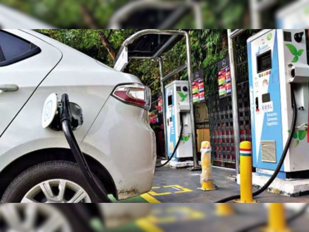 खत्म होगी EV चार्जिंग की टेंशन! दिल्ली में बिछेगा चार्जिंग स्टेशन का जाल, हर 3 किमी. पर होगा सेंटर
