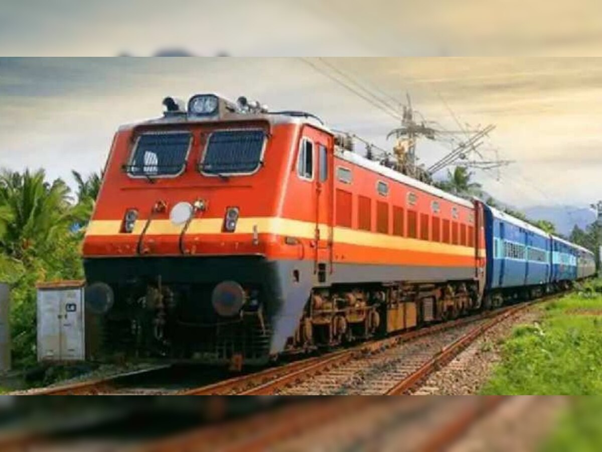 Indian Railway: मध्य प्रदेश के रेल यात्रियों के लिए खुशखबरी, इंदौर से मिलेगी यह सुविधा