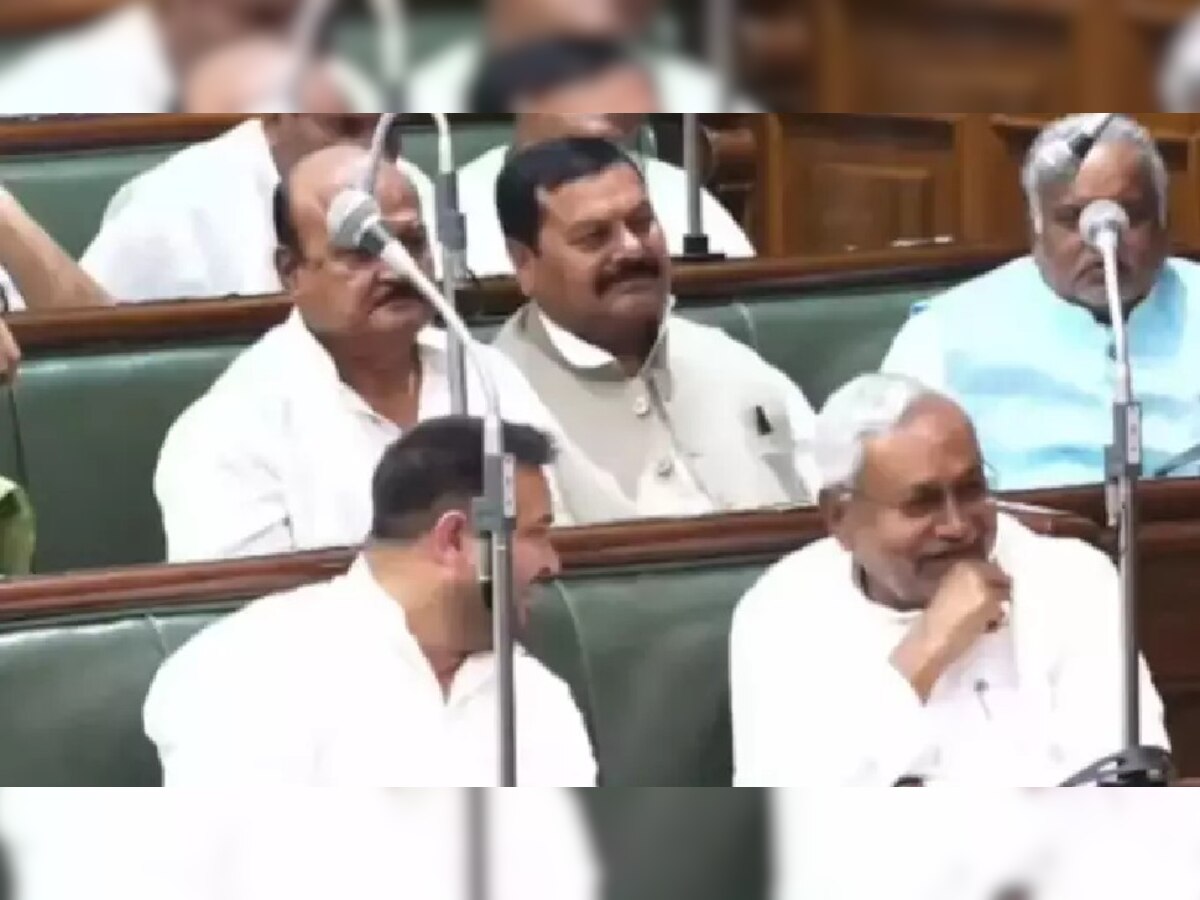 Nitish Kumar Floor Test: ଶକ୍ତି ପରୀକ୍ଷା ବେଳେ ମୁରୁକି ହସୁଥିଲେ ନୀତିଶ, ଥଟ୍ଟା କରୁଥିଲା ବିଜେପି