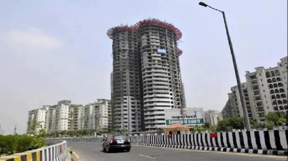 Twin Tower Noida: सोसायटी में रहने वालों के लिए बड़ी खबर! घर में नहीं आ सकेंगे गेस्ट और बालकनी में जाने पर भी रोक