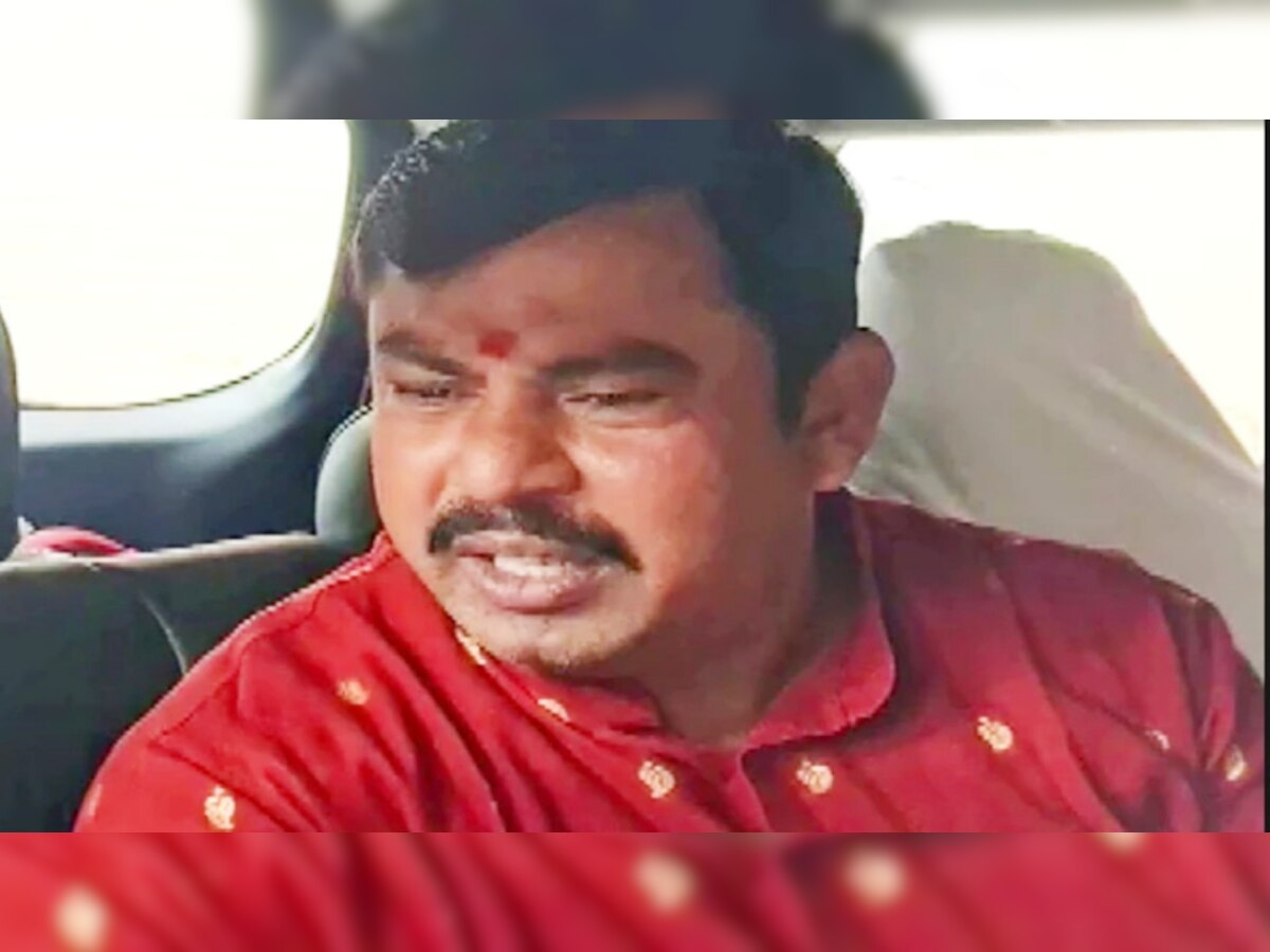 T Raja Arrested: पैगंबर पर विवादित टिप्पणी करने वाले टी राजा फिर गिरफ्तार, तेलंगाना पुलिस को बताया ओवैसी की कठपुतली