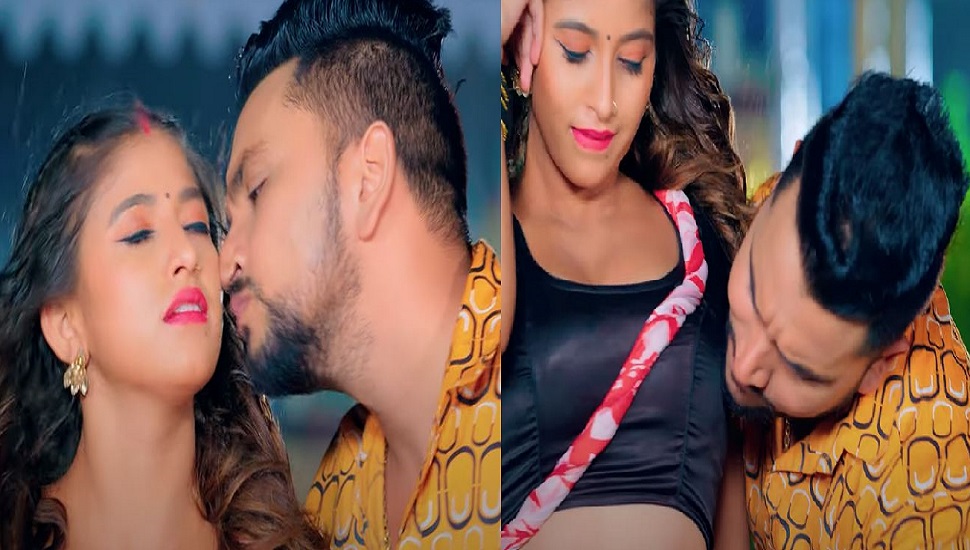 गूंजन से बोली कोमल सिंह 'कुंडी लगा दो सईया', मिला ये जवाब गूंजन से बोली कोमल सिंह 'कुंडी लगा दो सईया', मिला ये जवाब