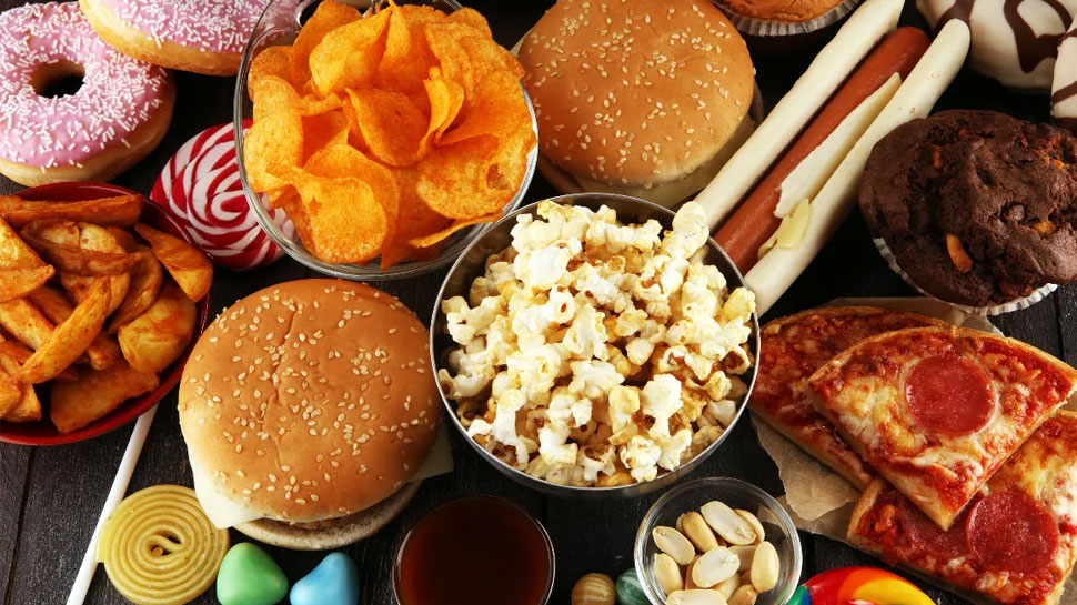 Junk फूड की मार! भारतीय महिलाओं में कॉमन हुई PCOS की समस्या, AIMS में 600 लड़कियां भर्ती
Junk food attack! PCOS problem becomes common among Indian women, 600 girls admitted in AIMS
