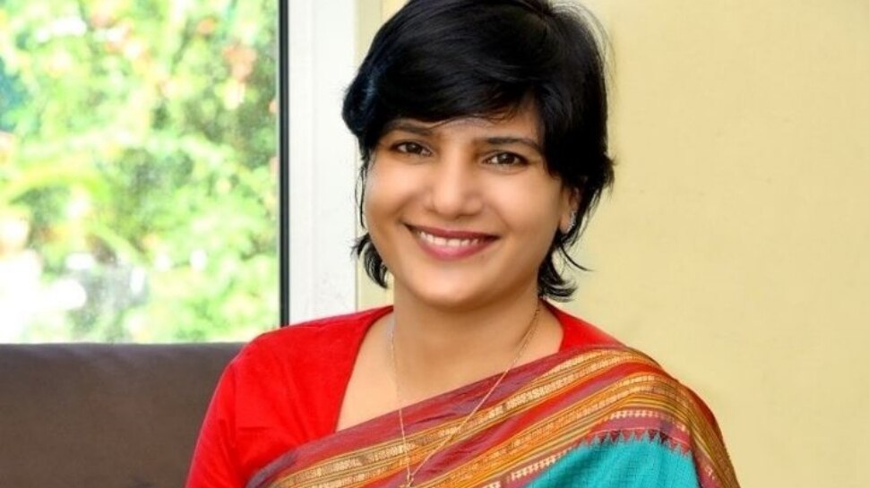 hari chandana 