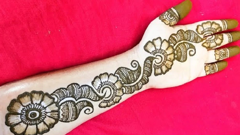 Simple Digine Hartalika Teej Mehndi Design latest photos easy and quick mehndi design ...