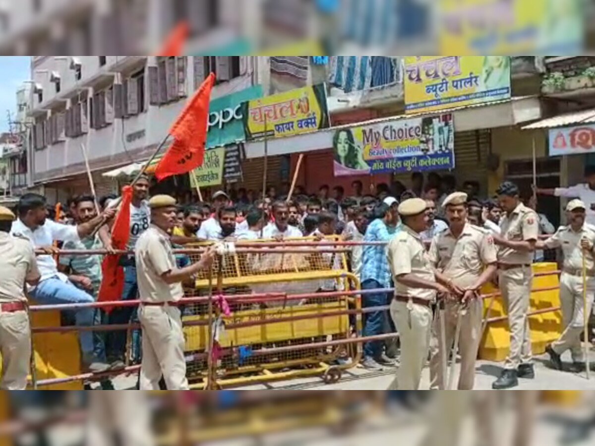 छात्रसंघ चुनाव: छोटीसादड़ी और पीजी कॉलेज में गड़बड़ी के आरोप, ABVP ने किया प्रदर्शन