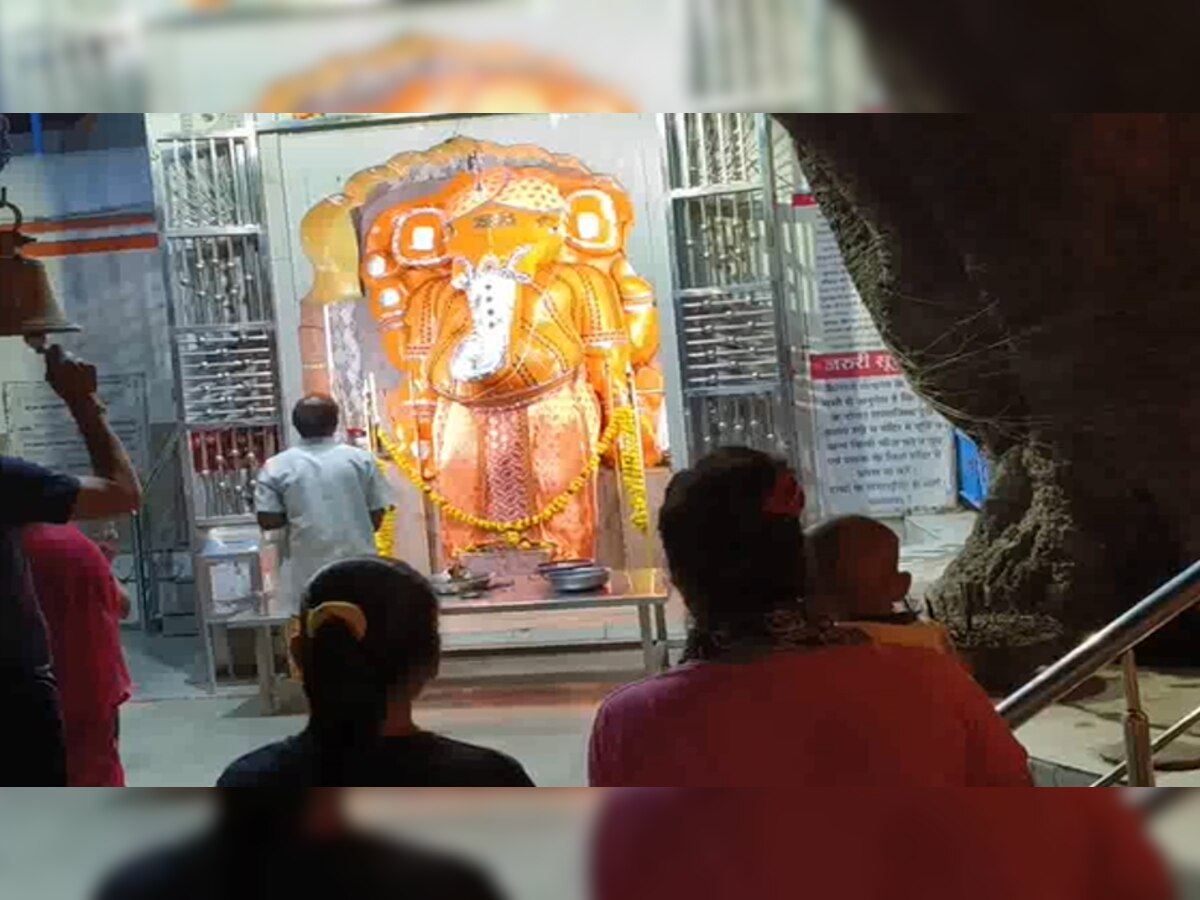 Ganesh Chaturthi 2022: रतलाम के इस गणेश मंदिर में धागा बांधने से पूरी होती है मन्नत, गणपति के ब्रम्हचारी स्वरूप की होती है पूजा