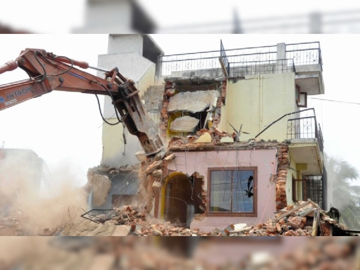 demolish illegal constructions: ବେଆଇନ ନିର୍ମାଣ ଭାଙ୍ଗିବାକୁ ଜୋର ଧରିଲାଣି ଦାବି