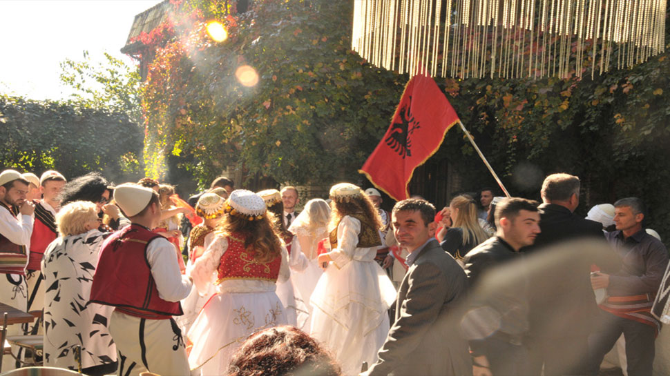 Wedding Rituals In Kosovo Around The World Shocked To See Bride Makeup Wedding Rituals In Kosovo Around The World Shocked To See Bride Makeup