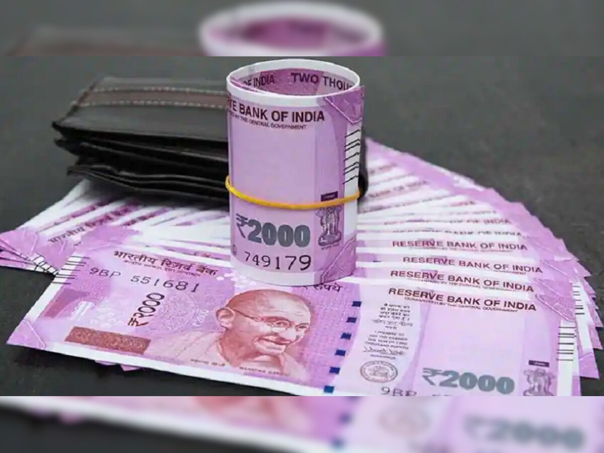 Crorepati Stocks: सिर्फ 9 रुपये वाले शेयर के बदले में मिलते 4 करोड़! इस स्टॉक ने बना दिया मालामाल