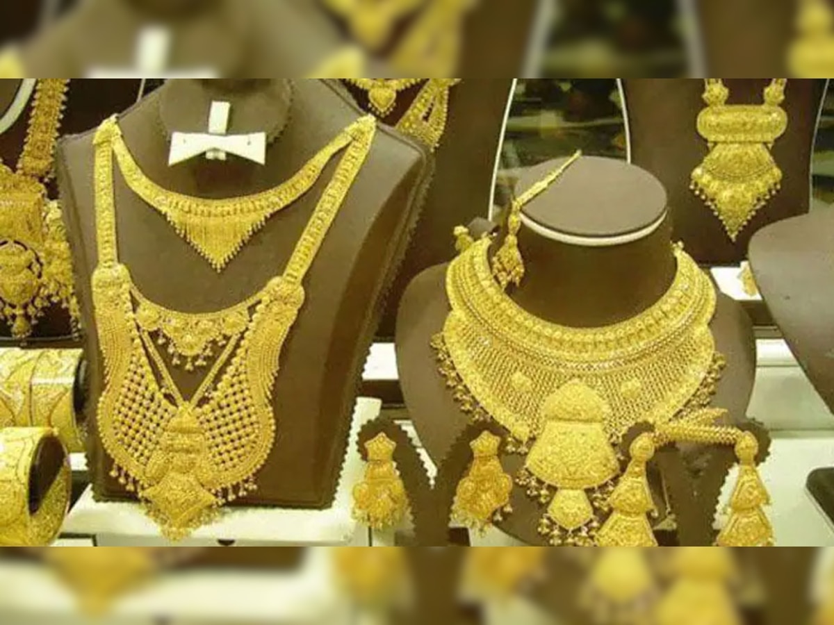 Jewellery Robbery: दिल्ली में हुई 2 करोड़ की लूट का मामला सुलझा, पुलिस ने 3 बदमाशों को किया गिरफ्तार