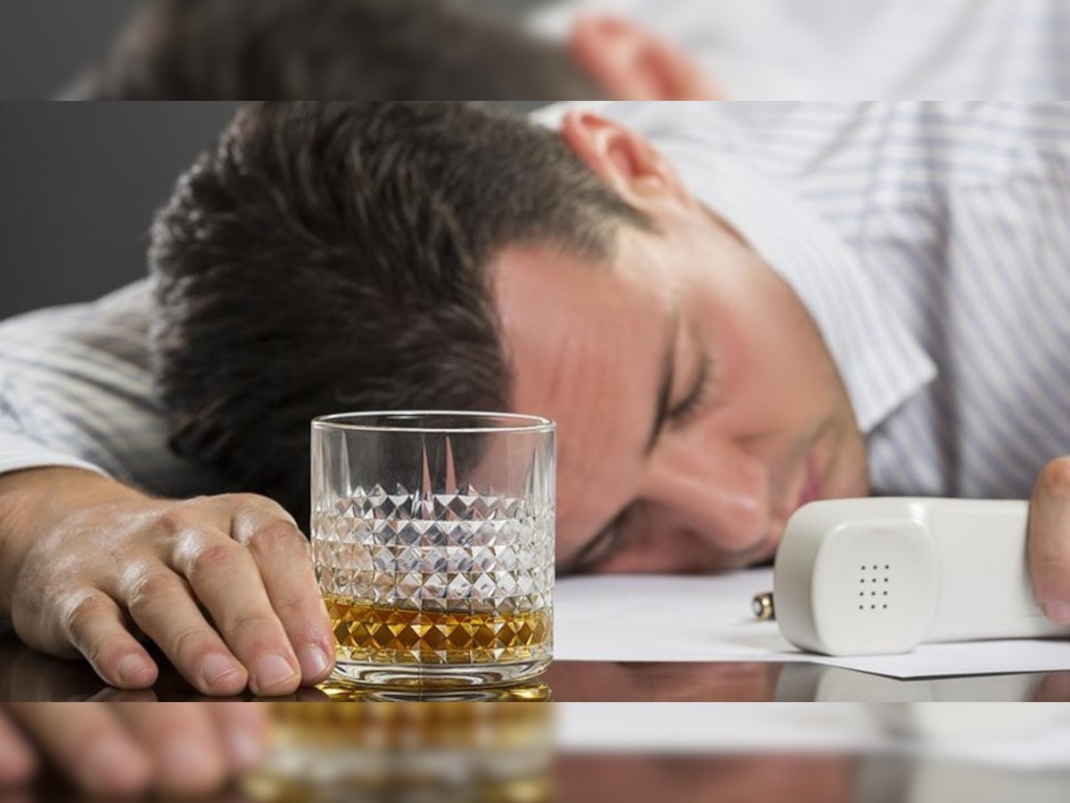अध्ययन: नशे की आड़ में स्ट्रोक का खतरा बढ़ाता है शराब, लक्षण जानकर करें ये उपाय 