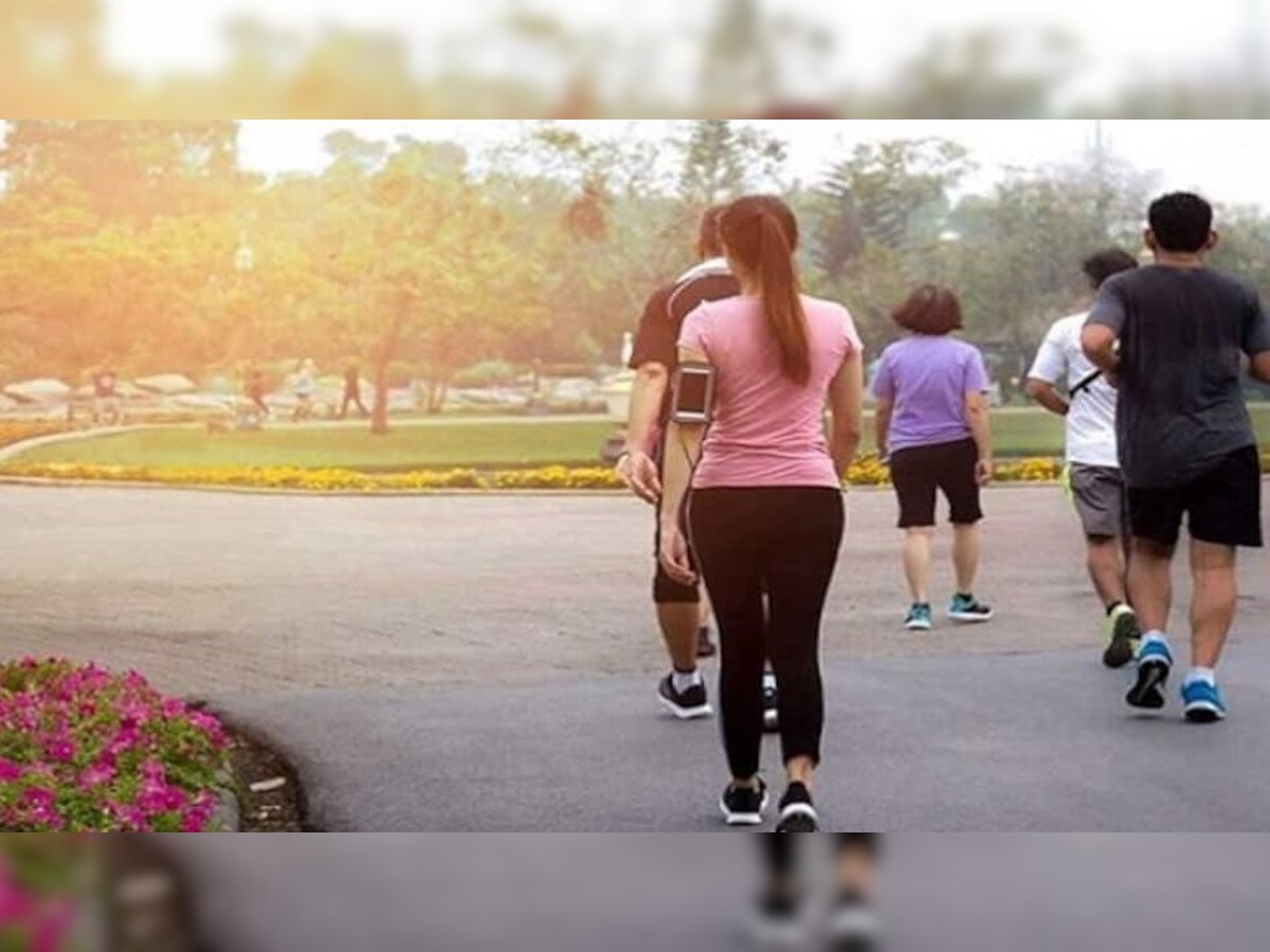 नियमित कितने कदम पैदल चलने से आप रहेंगे स्वस्थ, जानें  