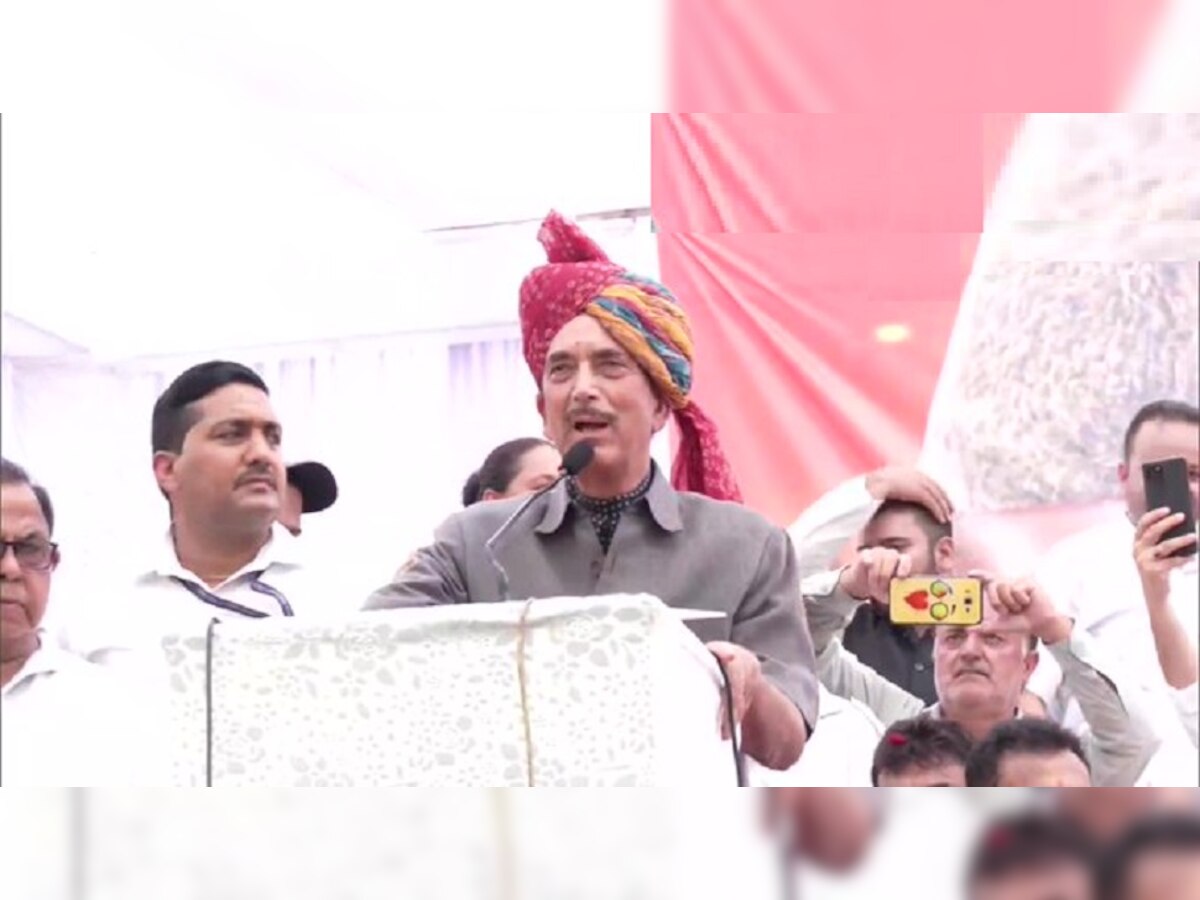  Ghulam Nabi Azad: ପ୍ରଥମ ରାଲିରେ କଂଗ୍ରେସ ସହ ଟକାଟକି, ନିଜ ଦଳର ଗୁମର ଖୋଲିଲେ ଗୁଲାମ