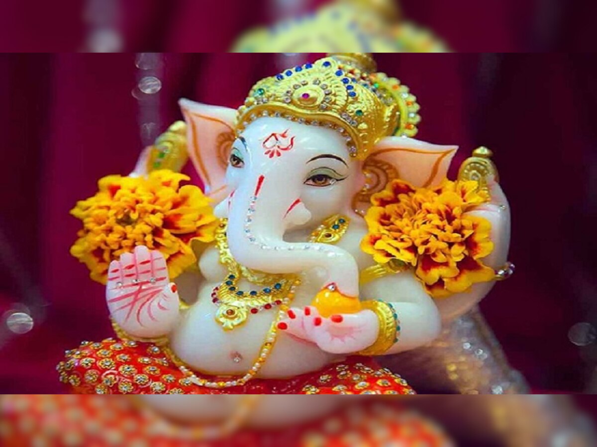 Ganesh Geeta: श्रीकृष्ण से पहले गणेश जी ने सुनाई थी गीता, जानिए क्या है रहस्य