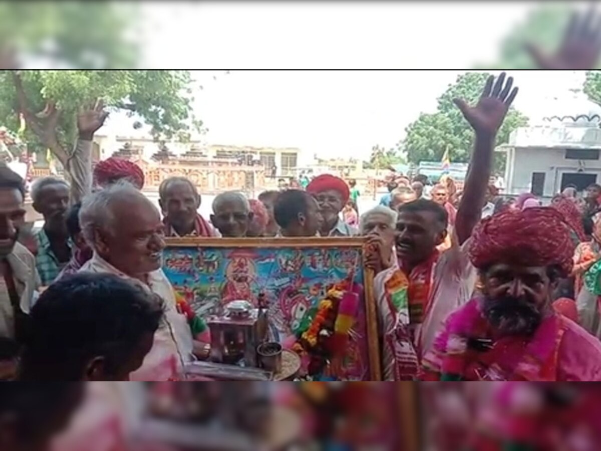 Jalore : बाबा रामसा पीर के भक्तों का रैला, जय बाबा री जयघोष के साथ पैदल जत्था रवाना