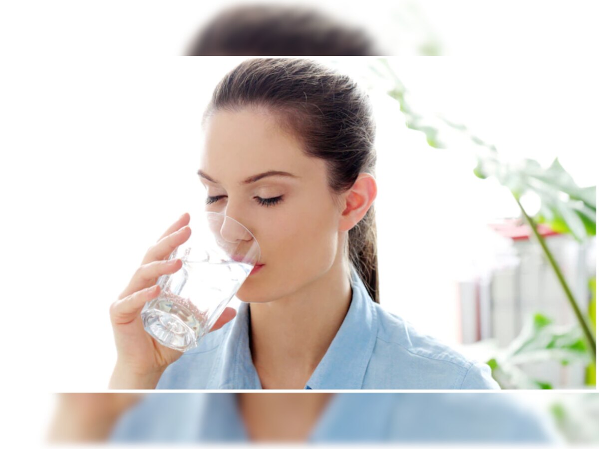Alert: इस तरह पानी पीने से नहीं होगी कोई समस्या, पाचन से जुड़ी बीमारियां होंगी जड़ से खत्म