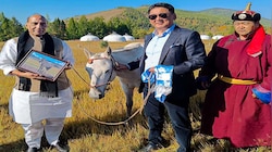 मंगोलिया में रक्षा मंत्री राजनाथ सिंह को मिला ये खास तोहफा; जानिये, इसका क्या होगा?