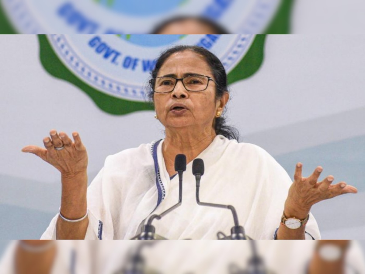 CM Mamata Banarjee: 'कर्तव्यपथ’ के उद्घाटन के न्योते पर भड़कीं ममता बनर्जी, बोलीं- मैं बंधुआ मजदूर हूं क्या उनकी