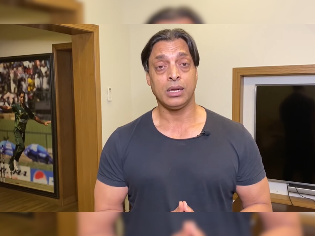 Video: आसिफ के बल्ला दिखाने पर शोएब अख्तर ने दिया ये रिएक्शन, गंभीर और भज्जी का घसीटा नाम