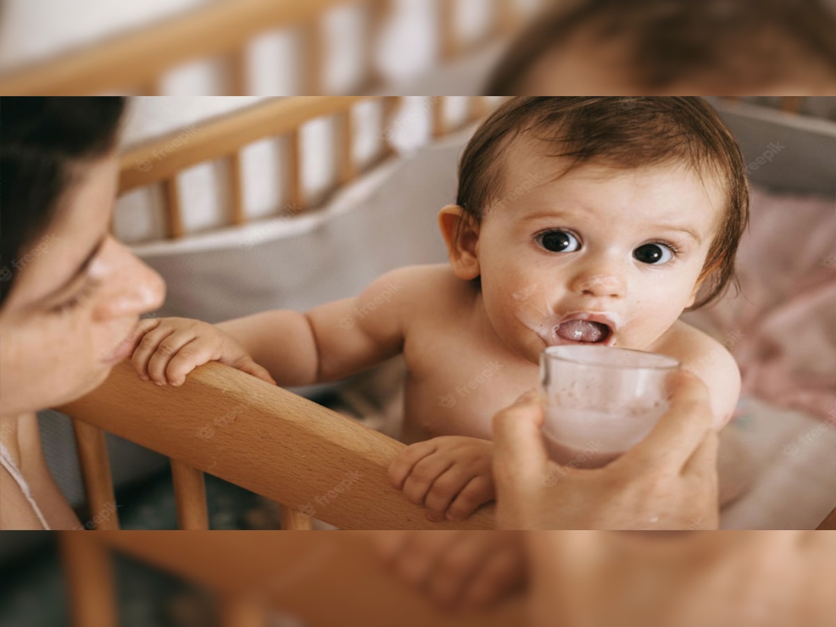 बच्चे को दूध देने से पहले कर ले जांच, कहीं फायदे के बदले ना हो जाएं नुकसान