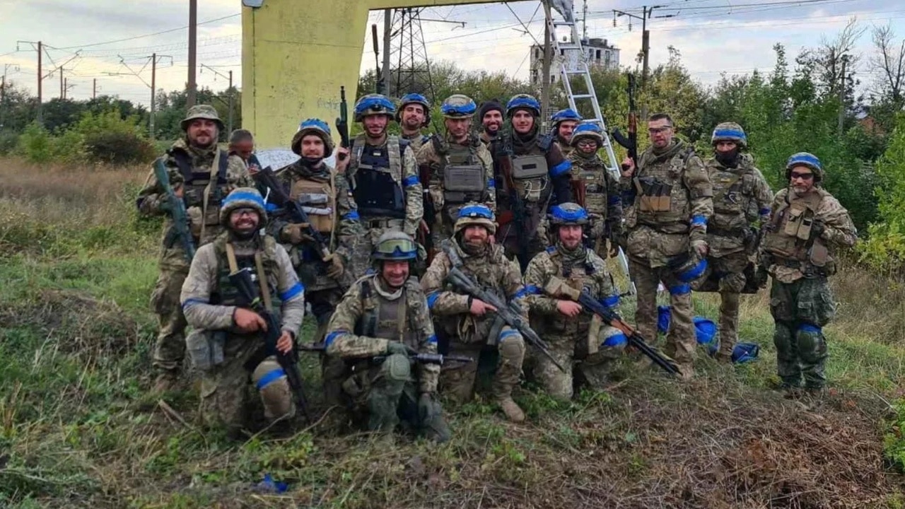 यूक्रेन में क्यों पीछे हट रही रूसी सेना, दो जगहों से वापस बुलाए गए सैनिक