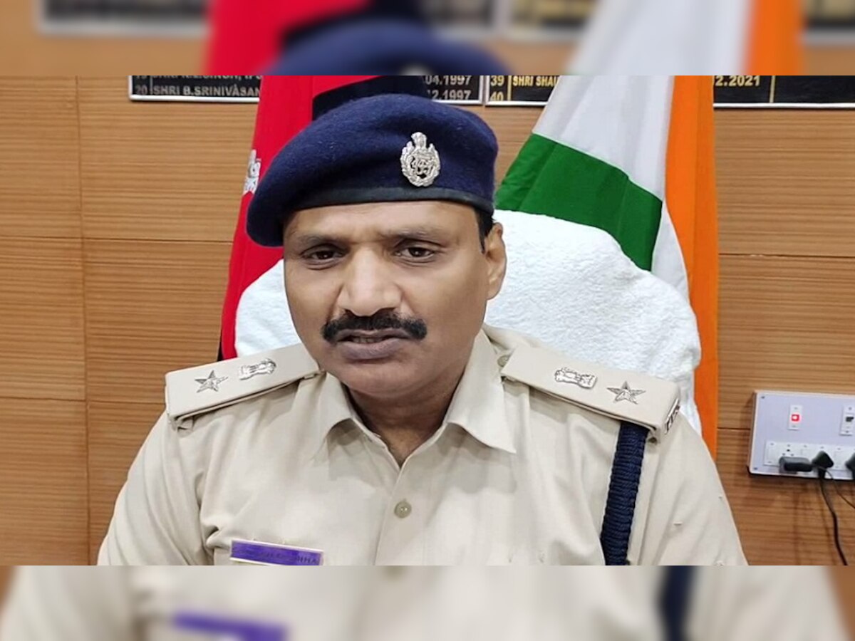 Bihar News: दो समुदायों में हुई पत्थरबाजी मामले में पुलिस प्रशासन पर लगाए गए आरोप को सिवान एसपी ने किया खारिज 