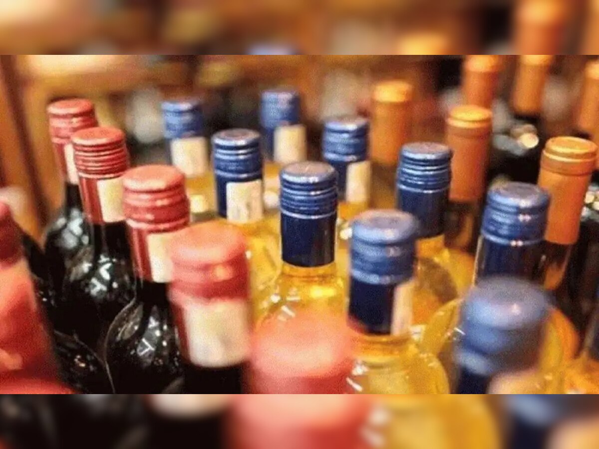 शराबबंदी वाले राज्य में शराब की खेप,  जीआरपी ने भारी मात्रा में किया Liquor बरामद