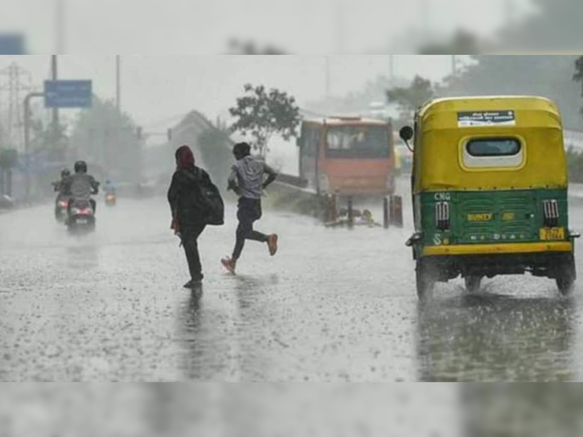 Weather Updates: बंगाल से लेकर ओडिशा तक भारी बारिश की चेतावनी, जानें दिल्ली-NCR में आज कैसा रहेगा मौसम