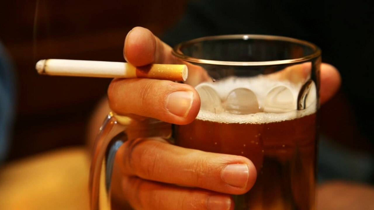 तंबाकू और शराब पर बढ़ाने होंगे टैक्स, कैंसर रोकने के लिए समिति की सलाह