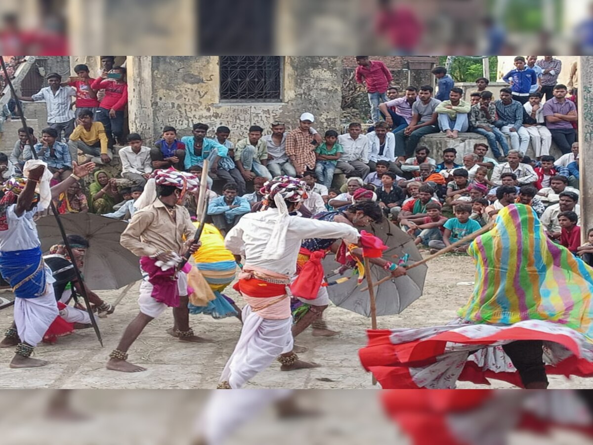चित्तौड़गढ़: भगवान शिव और माता पार्वती को खुश करने के लिए भील समुदाय ने किया गवरी का मंचन 