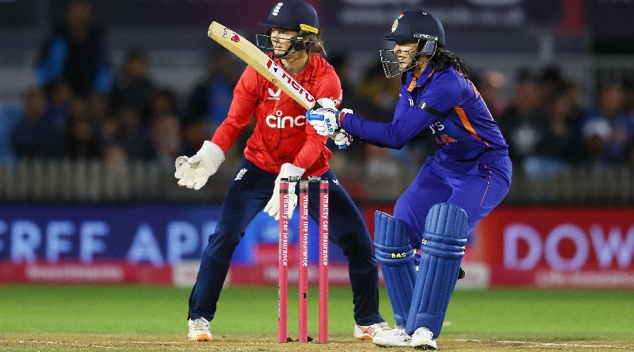 ENG vs IND: मंधाना ने तोड़ा जोस बटलर का रिकॉर्ड, भारत ने इंग्लैंड को 8 विकेट से रौंद बराबर की सीरीज