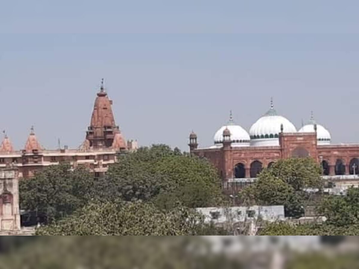 यूपी : मथुरा में एक और मस्जिद हटाने की याचिका दायर, जानिए क्या किया गया दावा