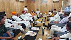 केंद्रीय मंत्री चौधरी ने जैसलमेर एयरपोर्ट का किया निरीक्षण, नियमित शुरू होगी सेवाएं