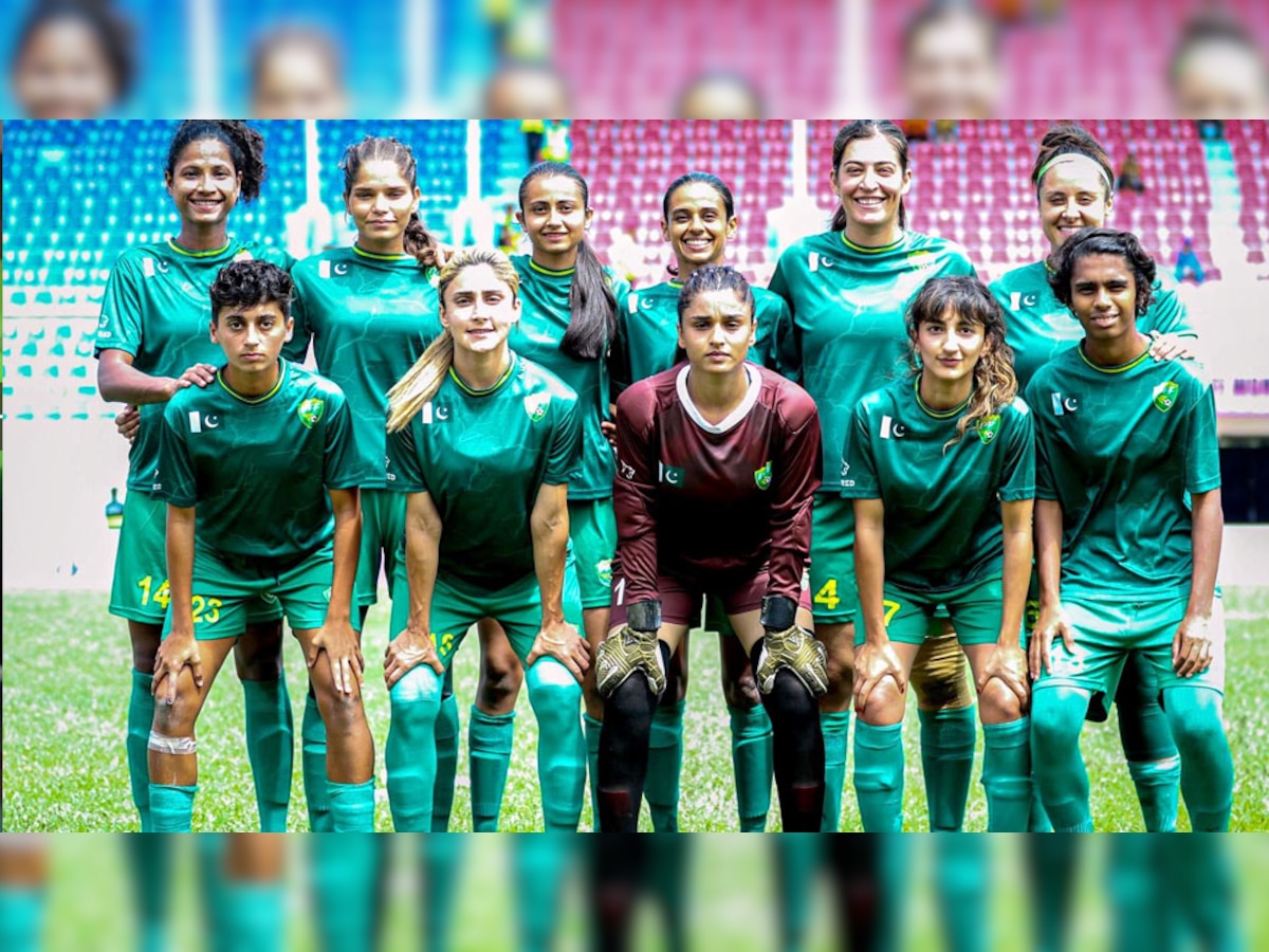 Pakistan football team (twitter)