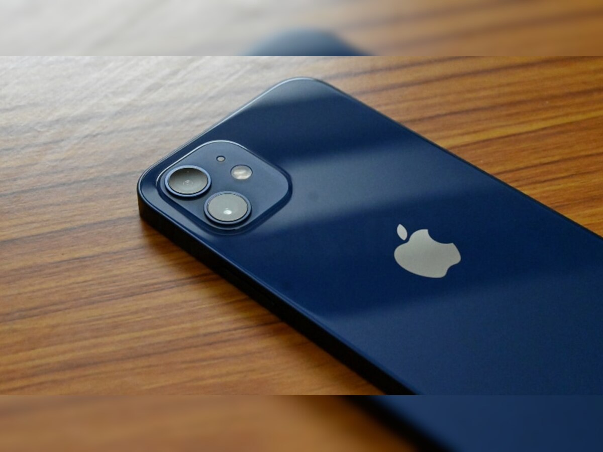 iPhone 12 पर अब तक का सबसे बड़ा डिस्काउंट! कीमत सुनकर तुरंत कर लेंगे Book; फैन्स बोले- OMG!