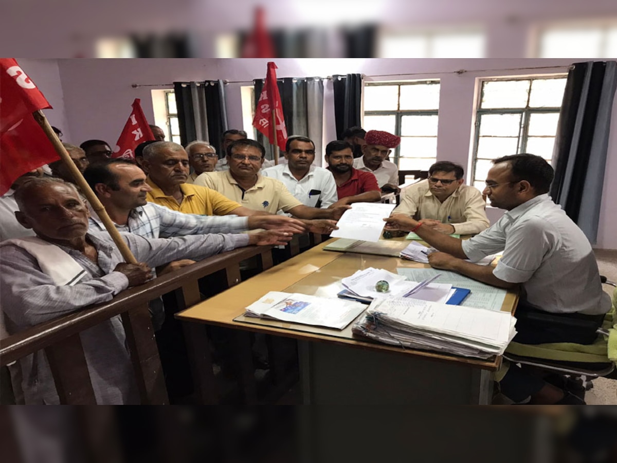 Fatehpur: अखिल भारतीय किसान सभा ने लंपी बीमारी की रोकथाम के लिए CM के नाम दिया ज्ञापन