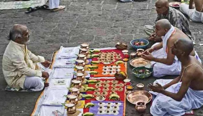 Pitra Paksha 2022: श्राद्ध कर्म करते समय इन बातों का अवश्य रखें ध्यान, तभी मिलेगी पितरों की संतुष्टि