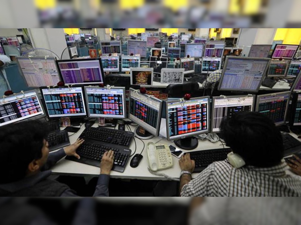 Stock Market Update: अमेर‍िका में ब्‍याज दर बढ़ने से टूटा घरेलू शेयर बाजार, सेंसेक्‍स 393 अंक ग‍िरकर खुला