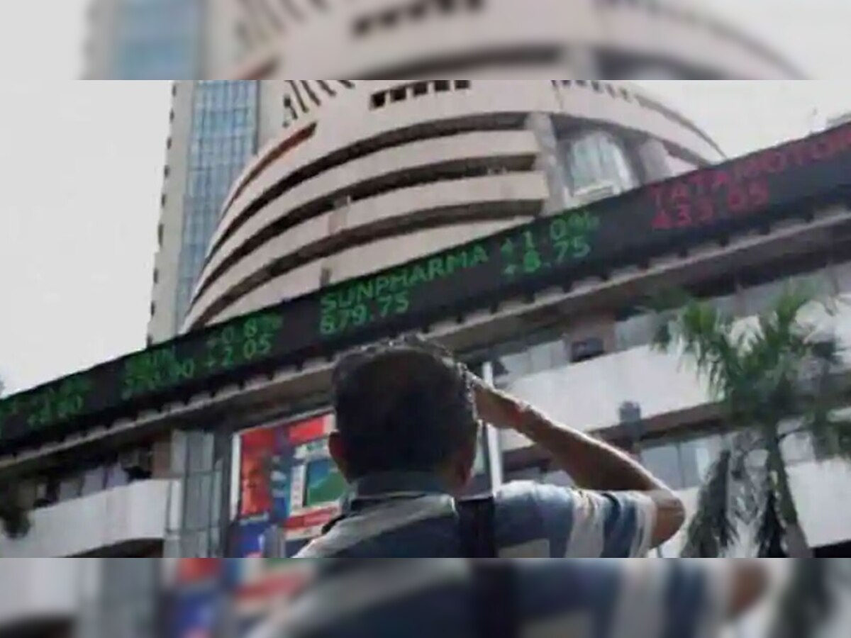Stock Market Update: अमेर‍िका में मंदी की आशंका, लगातार तीसरे द‍िन ग‍िरकर खुला शेयर बाजार